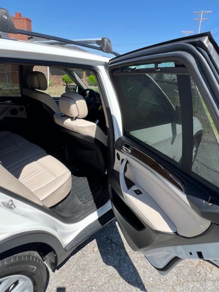 2012 BMW X5 xDrive35i - Photo 9