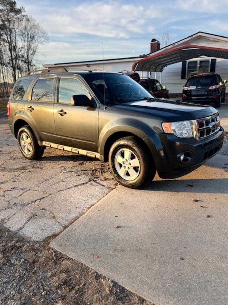 2009 Ford Escape XLT's photo